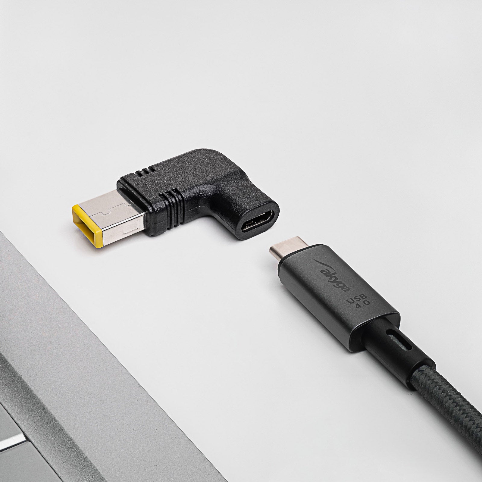 Akyga Laptop adapter AK-ND-C11 USB-C / Slim Tip
