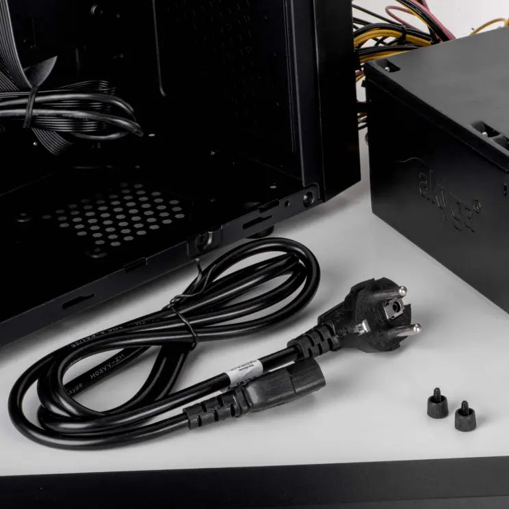 Akyga Tápkábel PC AK-PC-106A CEE 7/7 / IEC C13 3m