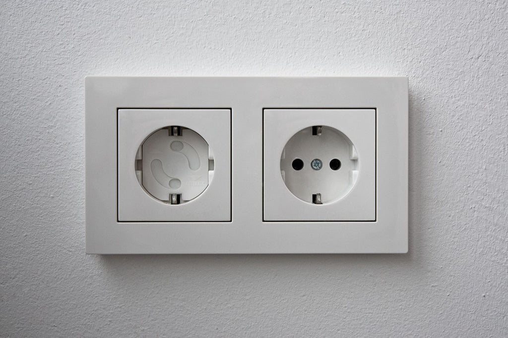 Goobay Érintésvédő konnektorhoz, fehér (5 db)