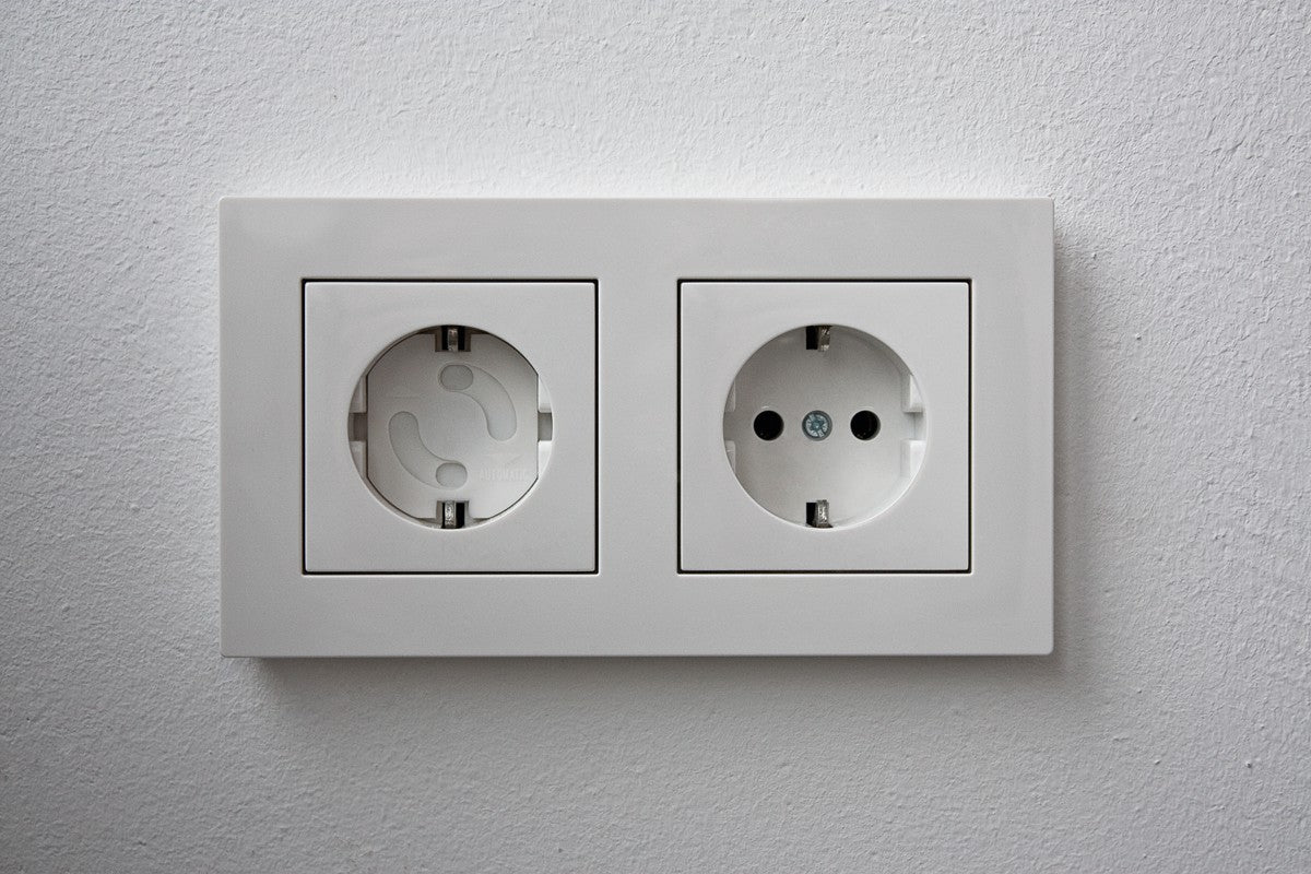 Goobay Érintésvédő konnektorhoz, fehér (5 db)