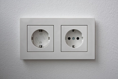 Goobay Érintésvédő konnektorhoz, fehér (5 db)